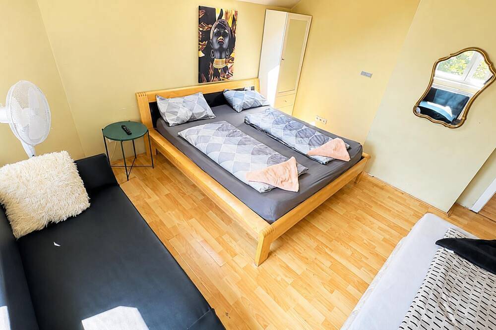 Beautiful Room in Shared Villa | Garden & Parking in Floridsdorf, Vienne (Autriche)