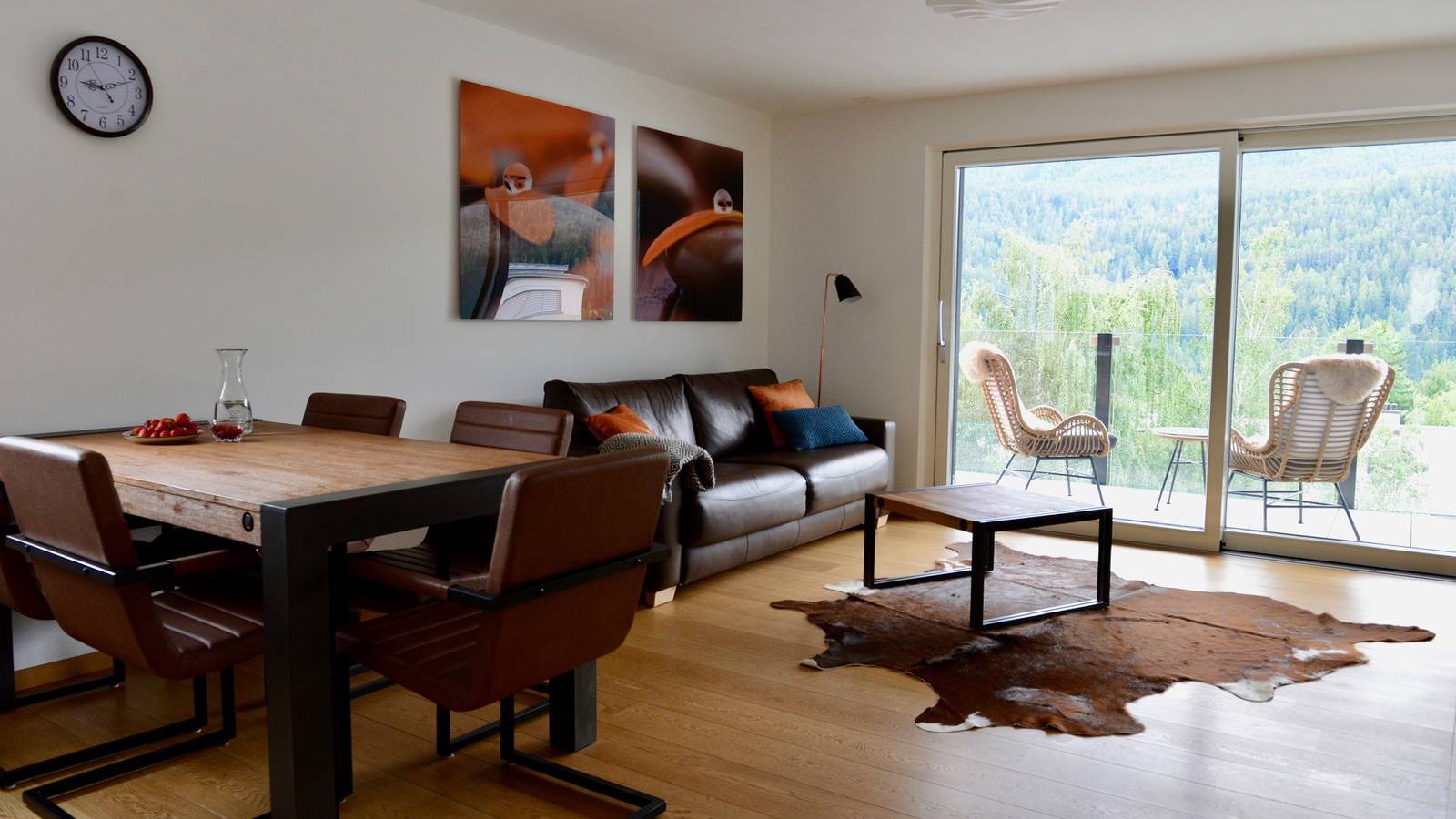 Ganze Ferienwohnung, Chasa Rachögna - 2.5 Zimmer Wohnung in Scuol, Unterengadin