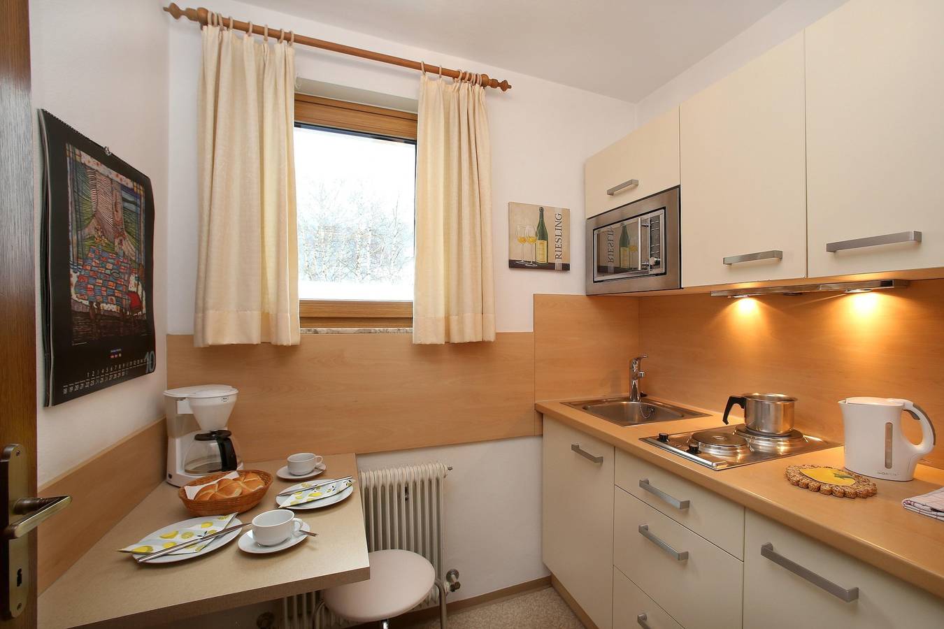 Ganze Ferienwohnung, Appt. C/Wohn-Schlafraum/Bad, Wc in Zell am See, Kitzbüheler Alpen