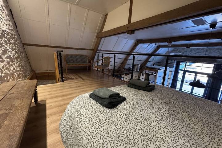 Location de vacances pour 8 personnes, avec terrasse et jardin à Thégra - 4