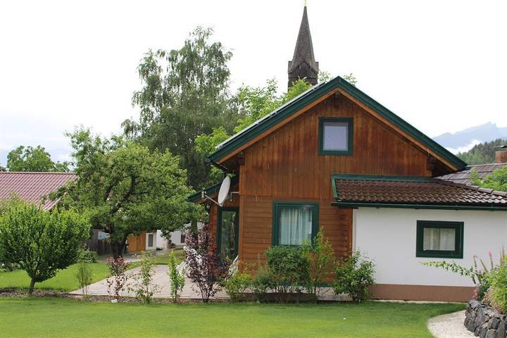 Ferienhaus für 5 Personen, mit Terrasse und Garten sowie Pool am Millstätter See - 2