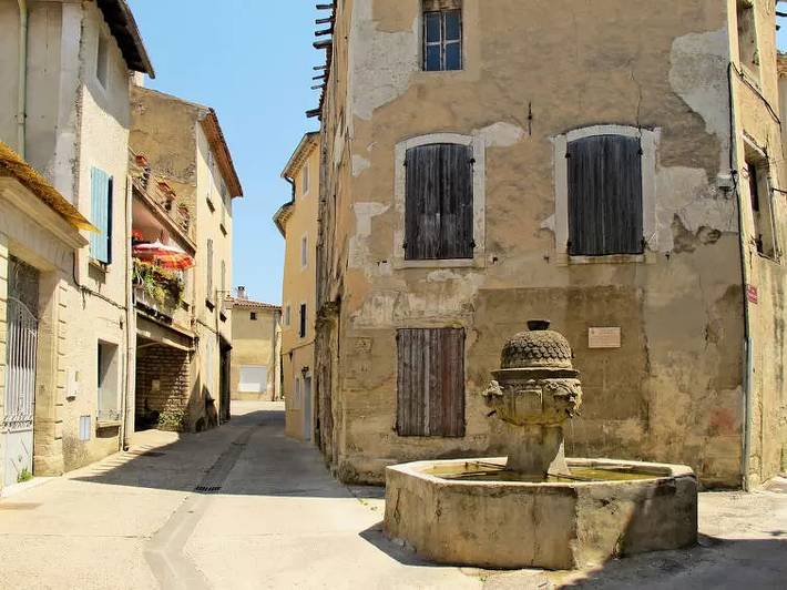 Location de vacances pour 4 personnes, avec piscine et terrasse à Mazan - 2