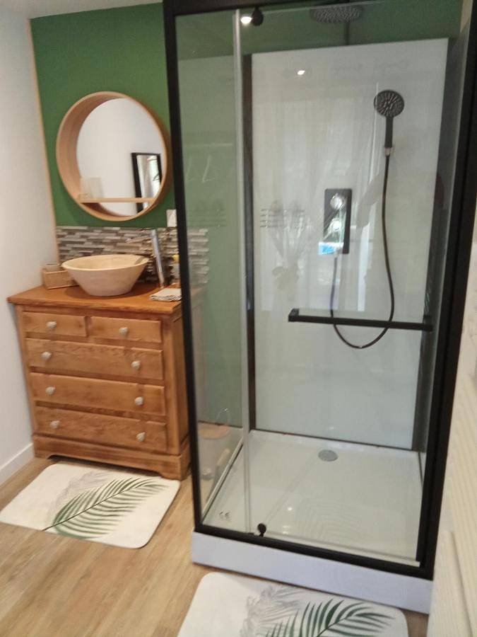 Gîte pour 2 personnes, avec terrasse et vue à Condé-sur-Noireau - 4