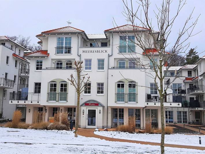 Ferienwohnung für 2 Personen, mit Terrasse und Pool sowie Sauna in Baabe