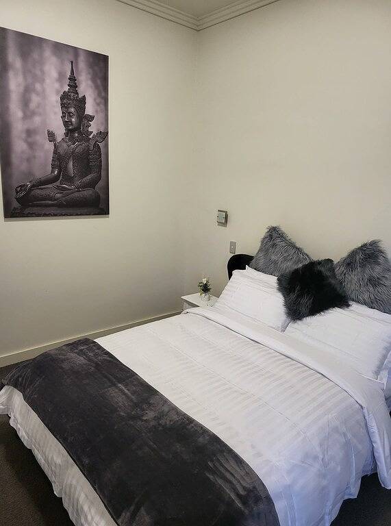 The Stanley. Huge Entertainer. Pool table/table tennis mins from main street. in Ballarat