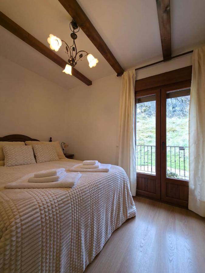 Casa rural para 2 personas, con Balcón y Terraza además de Piscina y Vistas en Cañizares - 4