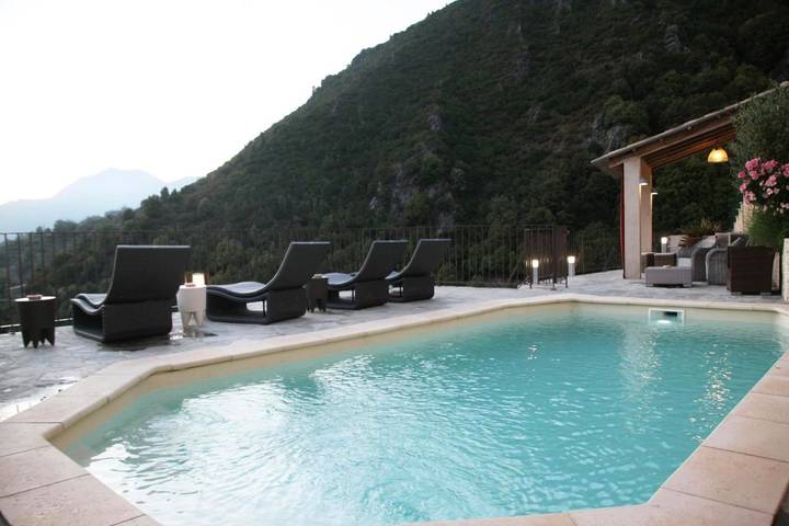 Hôtel pour 2 personnes, avec sauna et vue ainsi que jardin et piscine