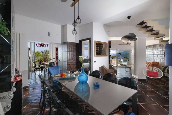 Spacious Sorrento Villa with Pool, Jacuzzi & Panoramic Sea View in Sorrento, Napoli e dintorni