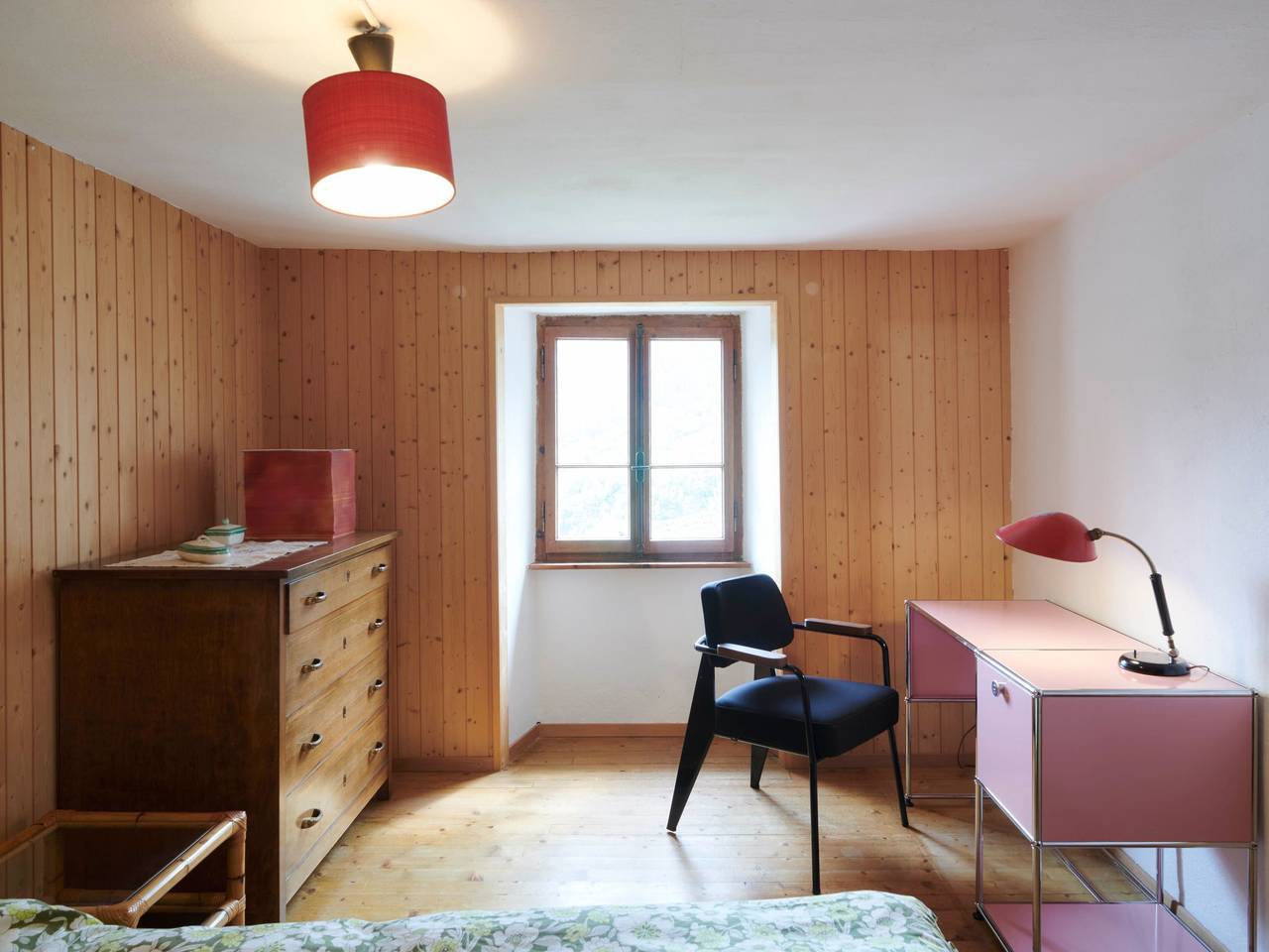 Waterfall House in Mesocco, Moësa