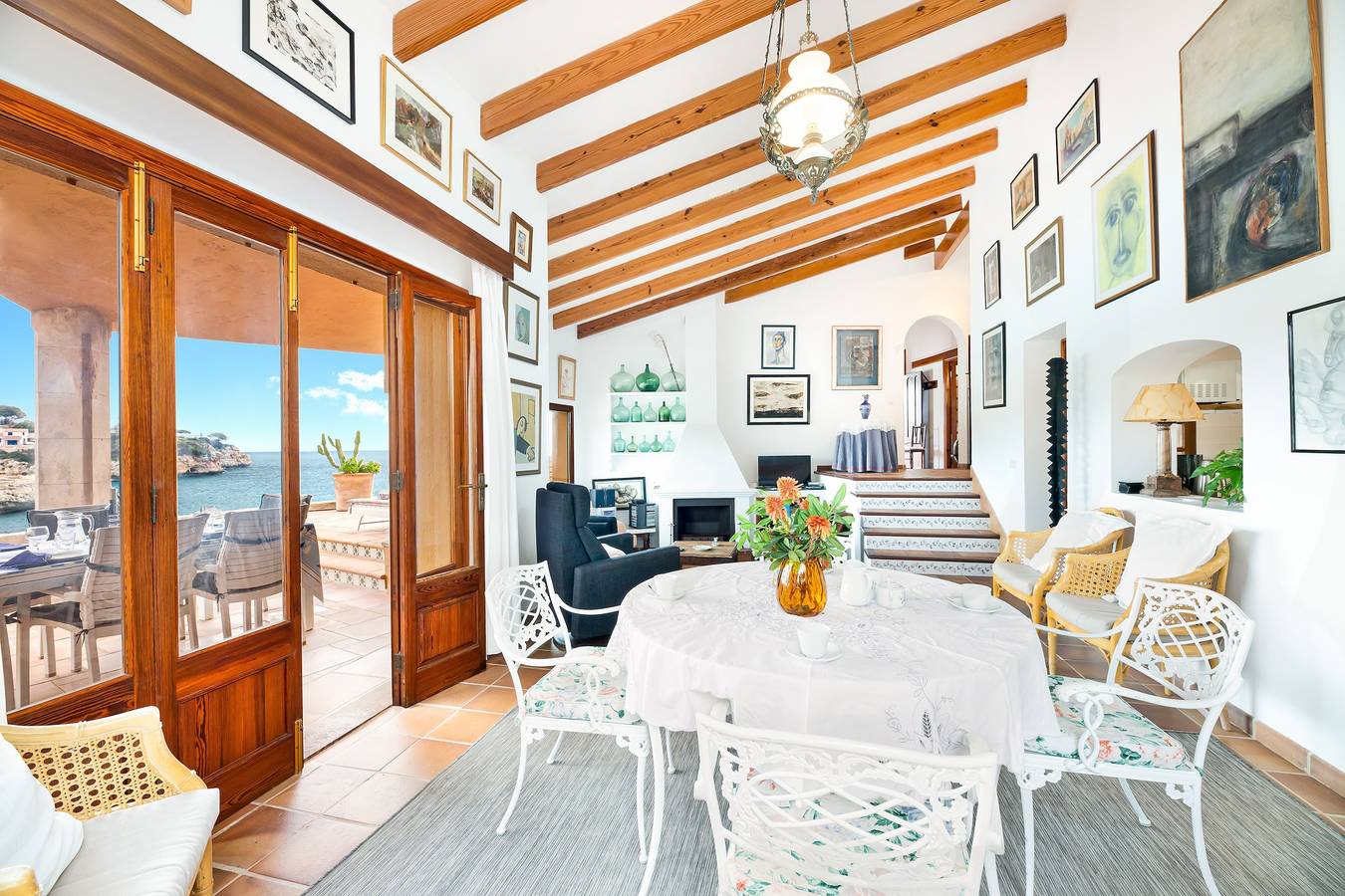 Villa Es Mirador con vistas al mar, Wi-Fi, aire acondicionado, terraza y jardín in S'Estany d'en Mas, Manacor