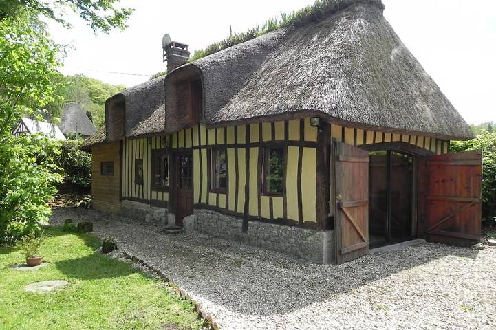 Gîte pour 4 personnes, avec jardin et terrasse à Oherville