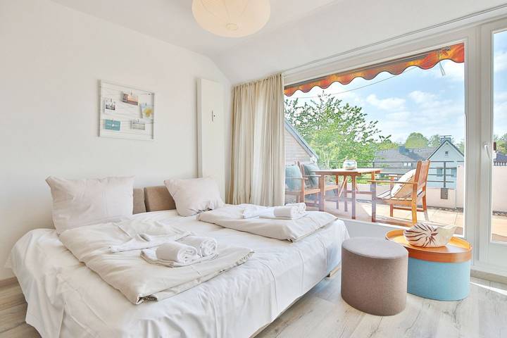 Ferienwohnung für 3 Personen, mit Balkon an der Ostsee