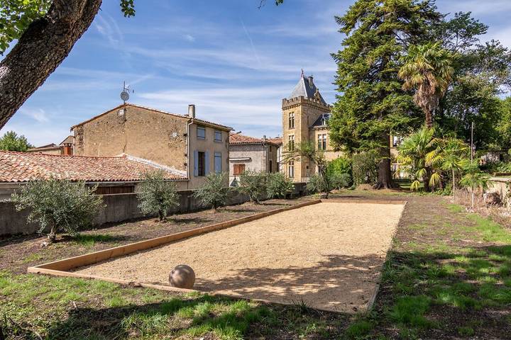 Château pour 16 personnes, avec jardin et terrasse dans Occitanie - 2