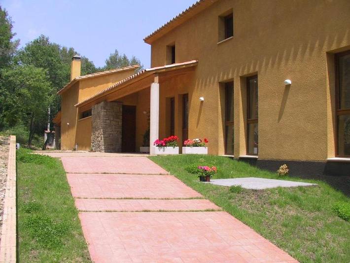 Casa de huéspuedes para 2 personas, con Jardín en Porqueras - 2