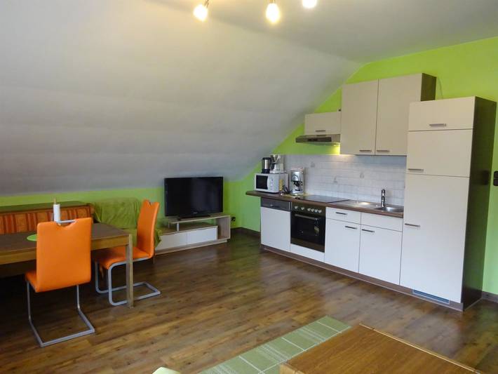 Ferienwohnung für 4 Personen, mit Balkon und Terrasse sowie Garten am Faaker See - 4