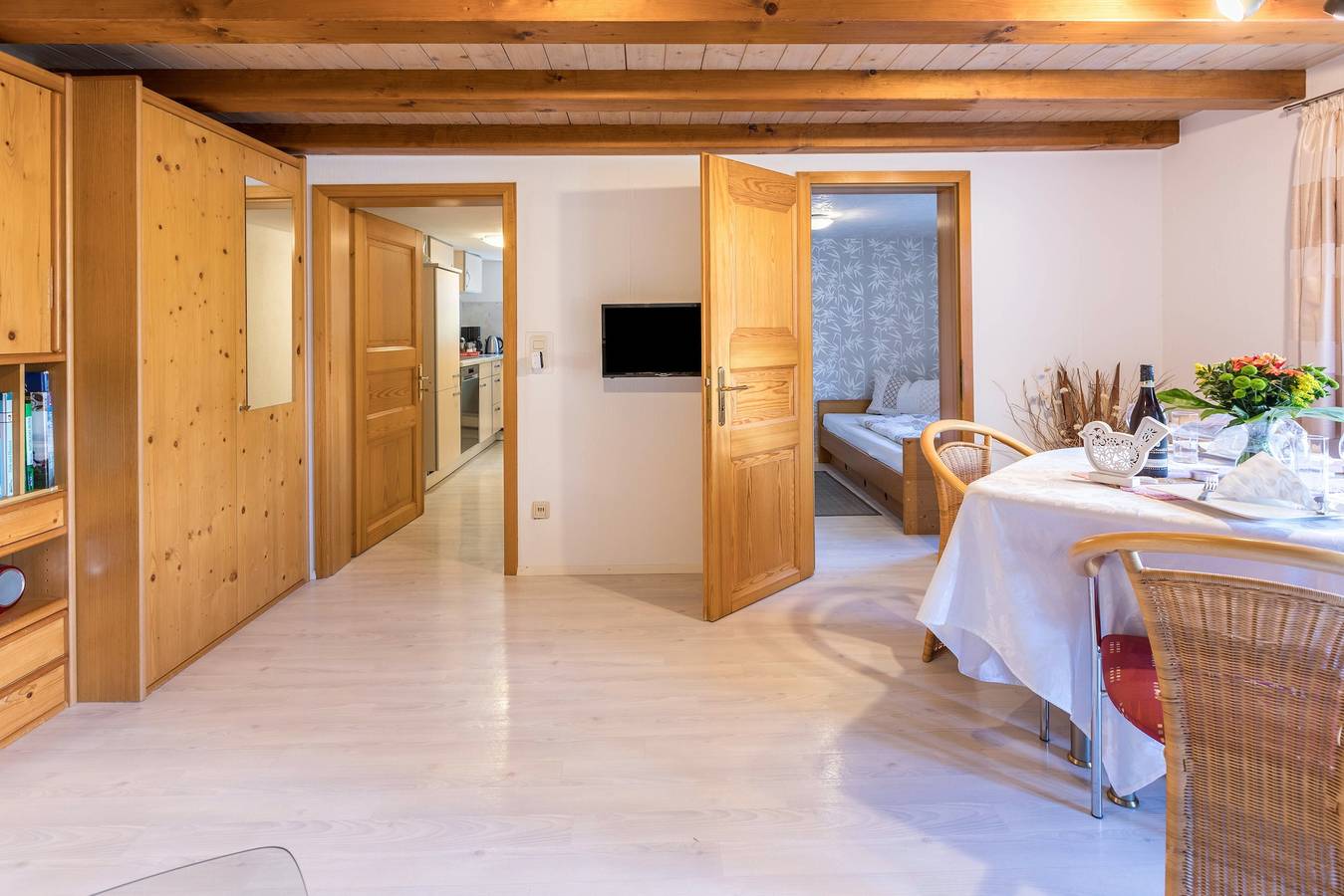 Apartamento entero, Apartamento de vacaciones Holl-Horn, apto para perros, en la parte occidental del lago de Constanza in Gaienhofen, Untersee