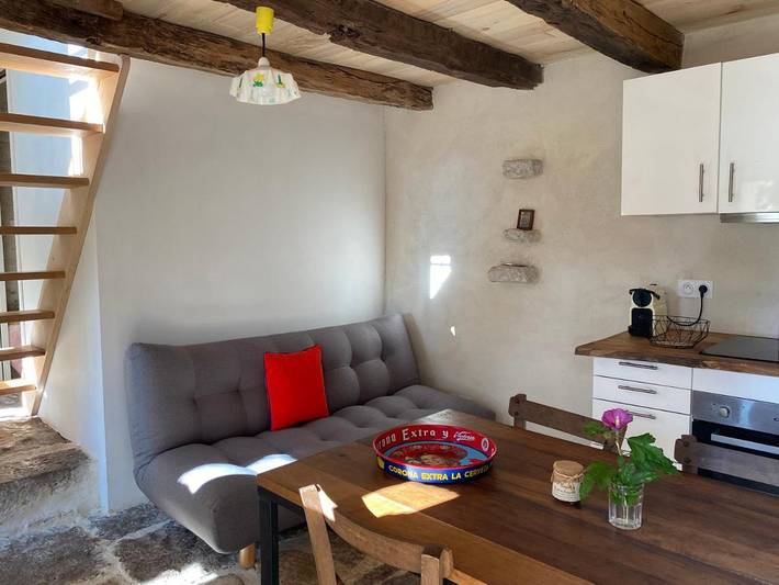 Location de vacances pour 3 personnes, avec vue et jardin à Saint-Cirq-Lapopie - 4