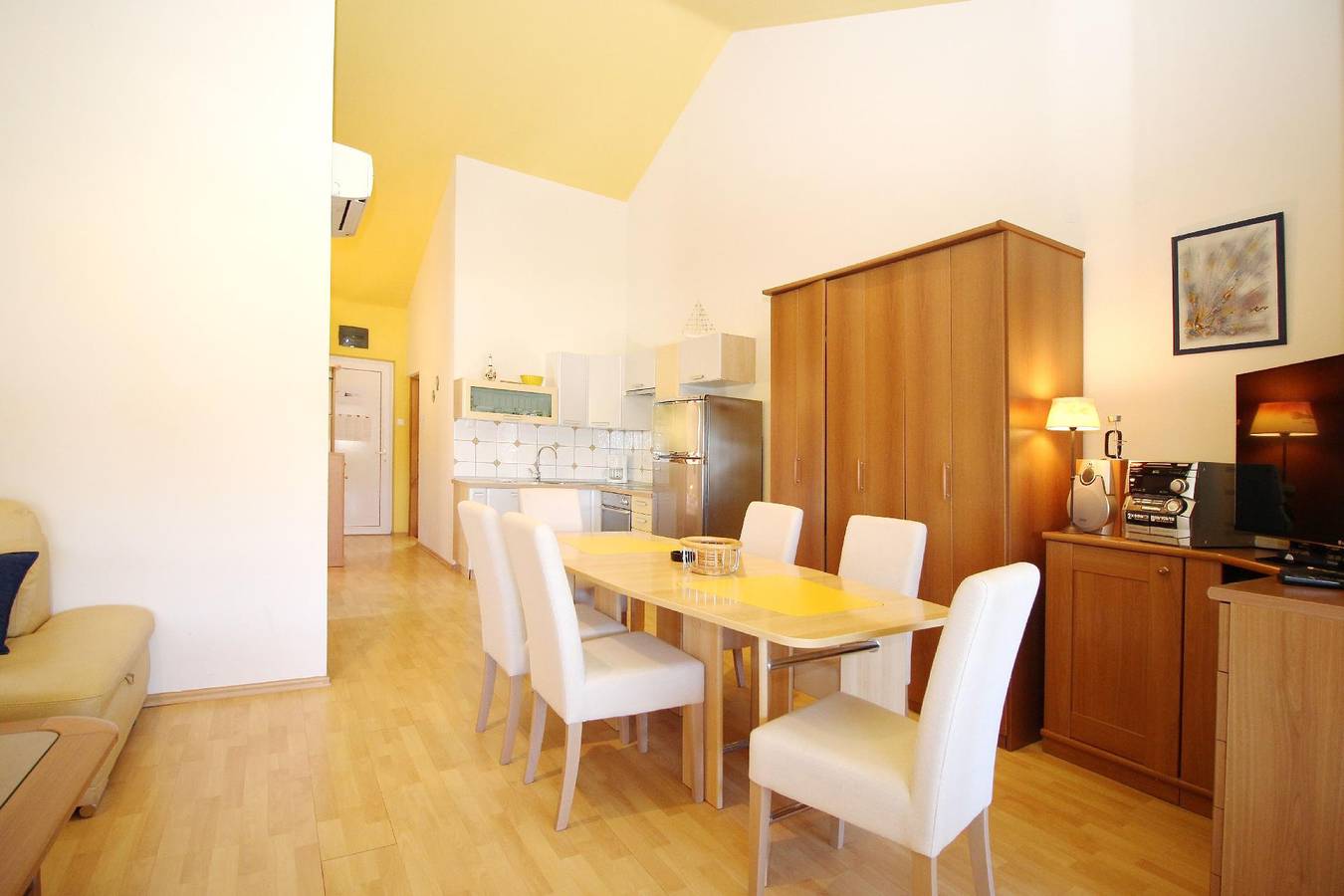 Ganze Ferienwohnung, Appartement in Baška, strandnahe in Zarok, Baska