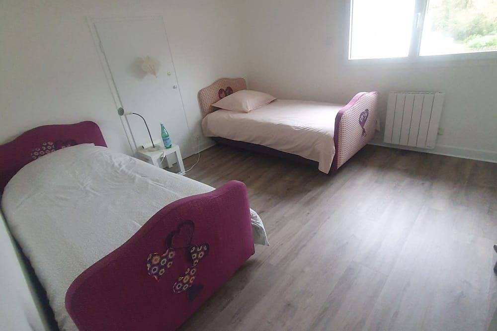 Maison à 100 m de la plage  et des sentiers  côtiers    Ideal pour les familles in Banastėre, Sarzeau