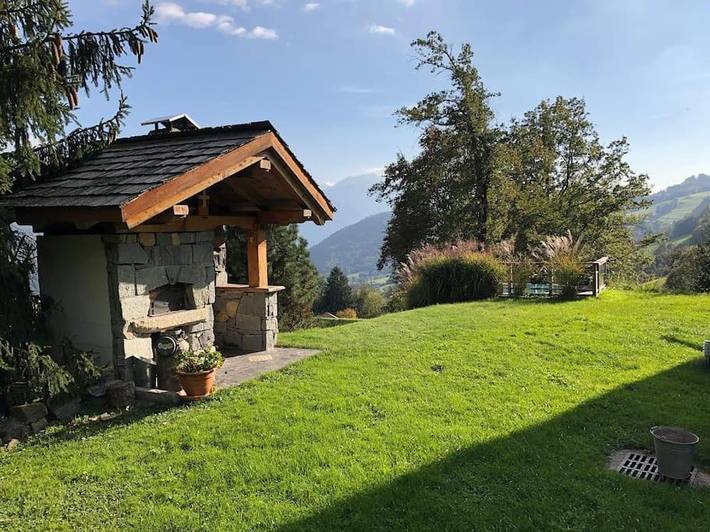 Gîte pour 7 personnes, avec vue ainsi que jardin et piscine à Marthod - 2