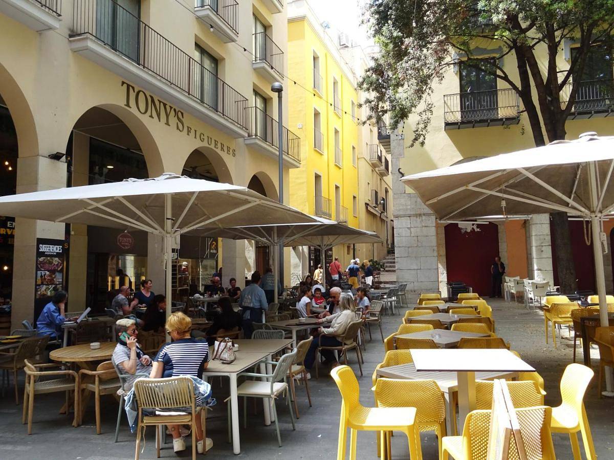 Apartamento entero, Center Plaza Figueres in Figueras, Alt Empordà