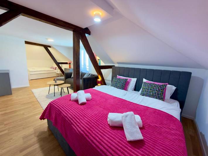 Gîte pour 6 personnes, avec vue sur le lac ainsi que balcon et vue à Thal - 2