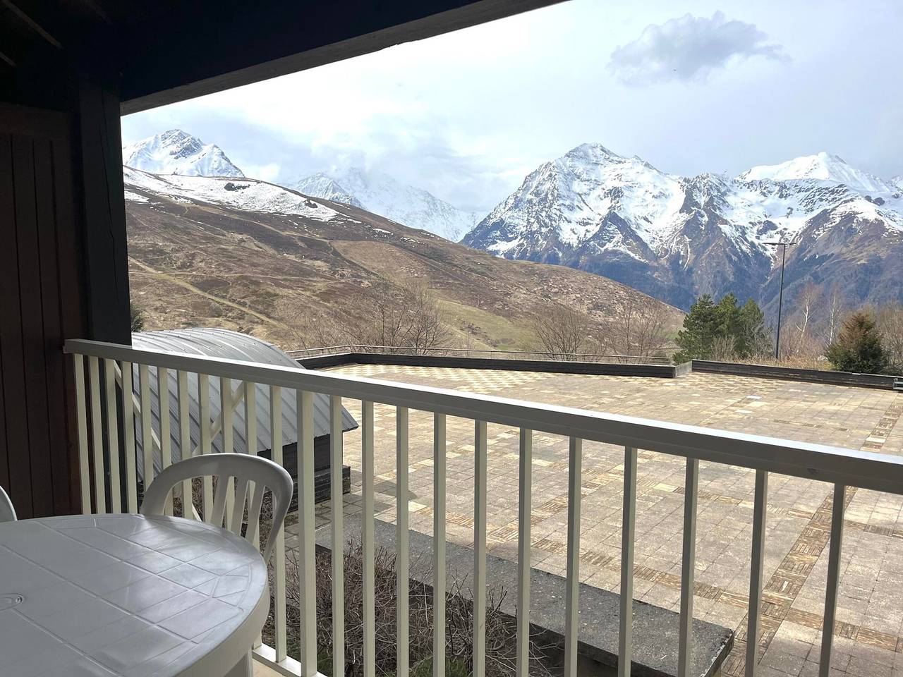 Appartement entier, Charmant T2 avec Navette Gratuite, Casier à Ski et Accès Spassio in Germ, Pyrénées