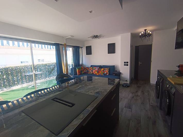 Gîte pour 4 personnes, avec Terrasse dans Golfe-Juan - 3