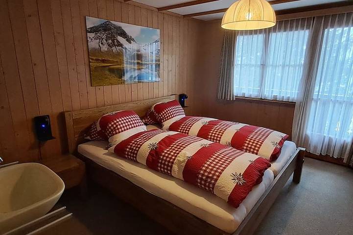 Appartement entier, Chalet Suveran 1 Appartement/Fewo, Bad, Wc, 6-Bettwohnung Suveran 1 in Arosa, Chaîne de Plessur