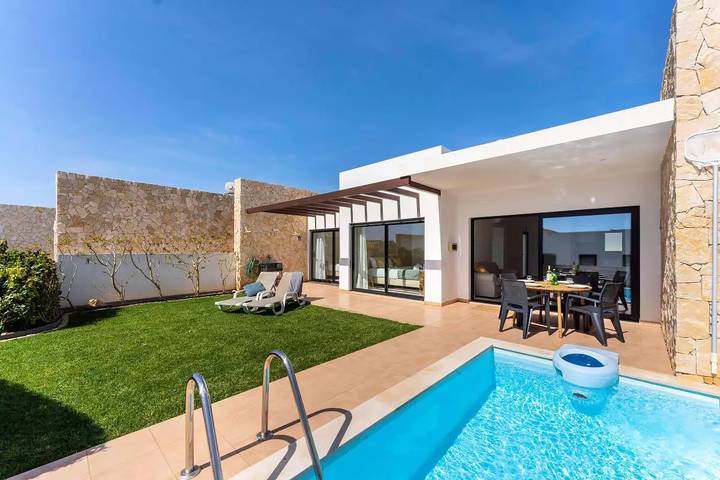 Villa for 4 people, with garden in Sagres