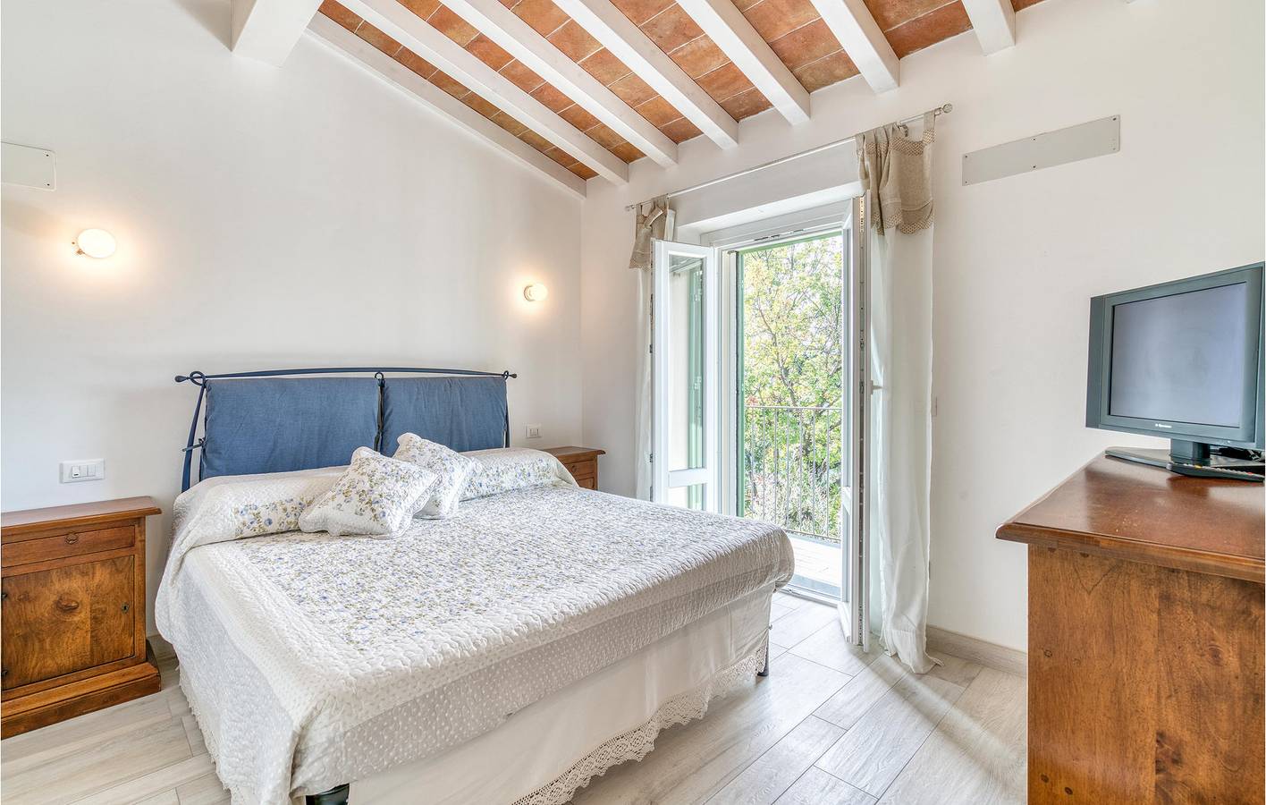 Apt clôturé de 100m2, parking, internet : Camaiore, Greppolungo in Camaiore, Riviera Italienne
