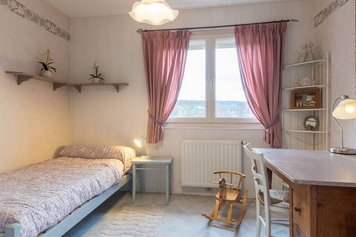 Gîte pour 5 personnes, avec jardin à GY - 3