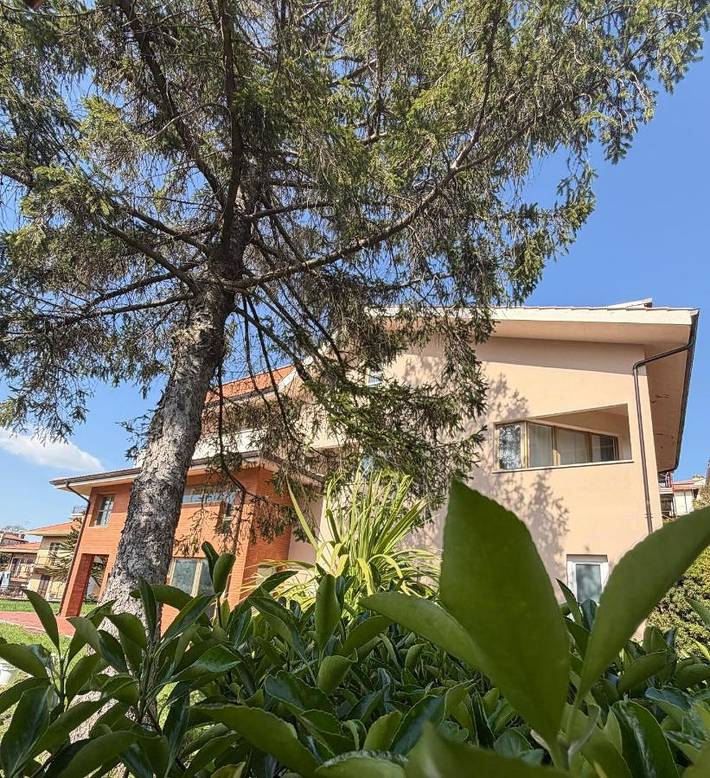 Casa vacanza per 2 persone, con Terrazza e Idromassaggio nonché Giardino a Rocca Priora