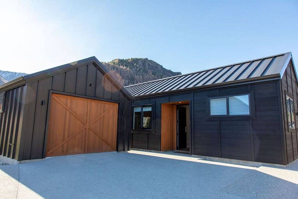 Stylish Arrowtown Home-fabulous location + comfort in Arrowtown, Otago