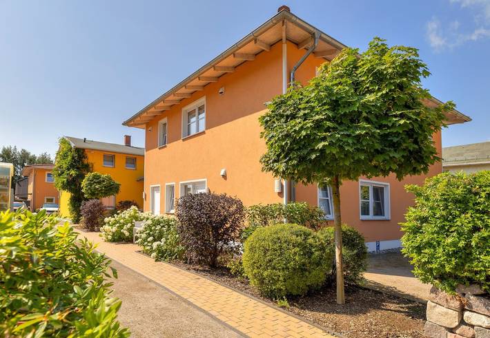 Ferienhaus für 9 Personen, mit Terrasse und Garten sowie Sauna in Koserow