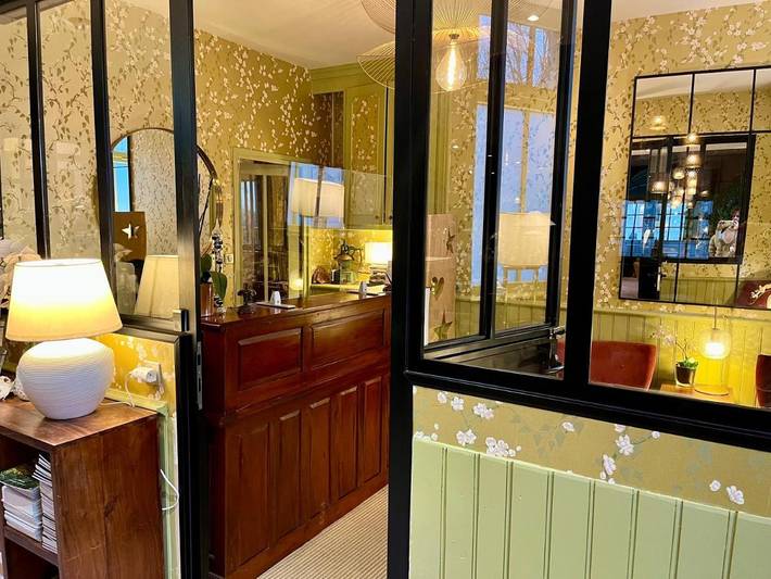 Hôtel pour 2 personnes, avec terrasse à Arbois (homonymie) - 3