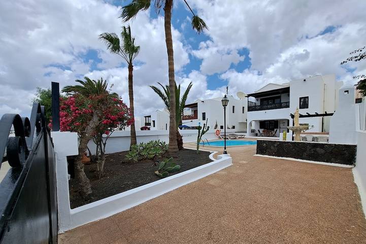 Villa for 6 people, with garden and terrace in Puerto del Carmen Old Town