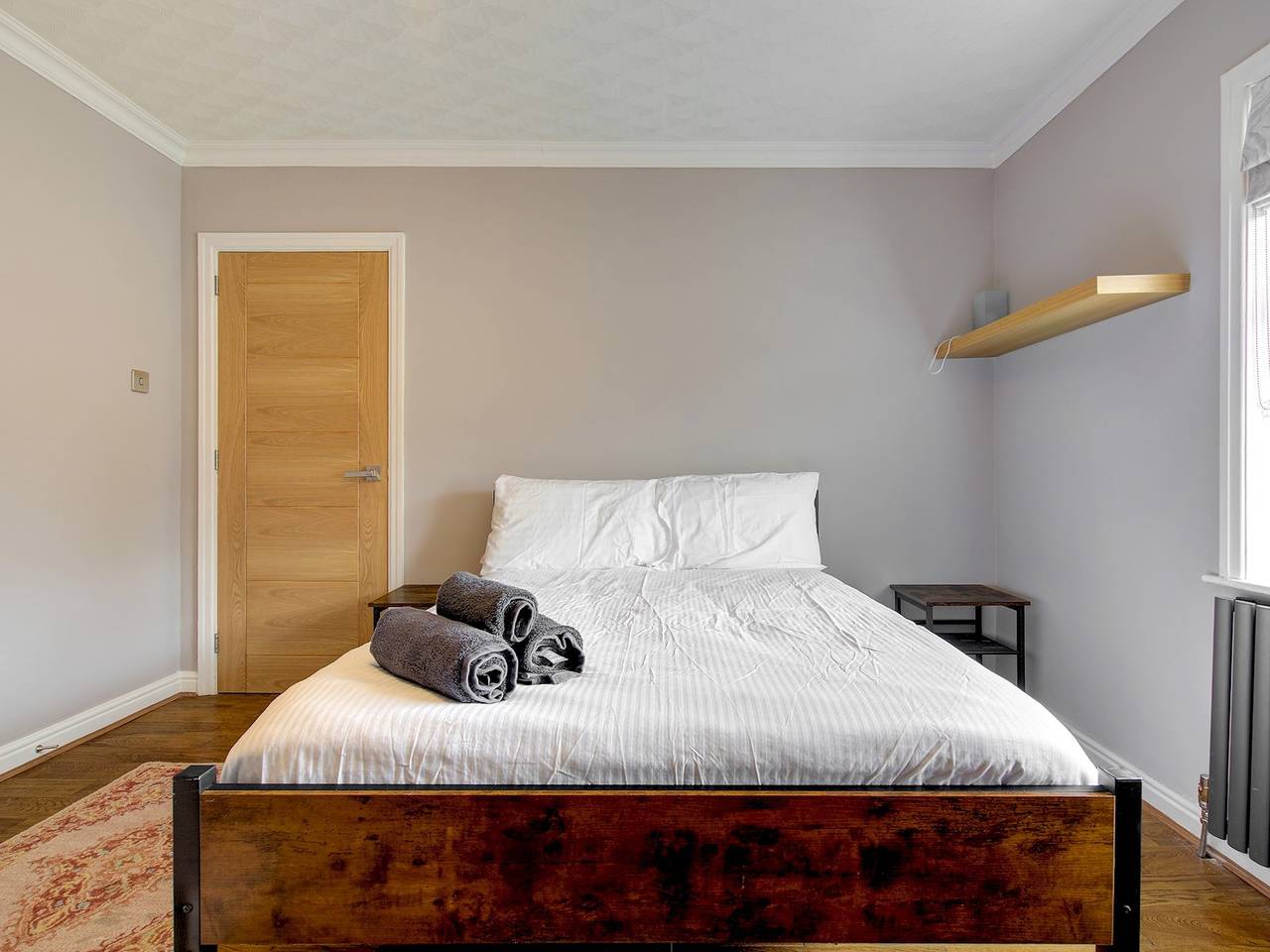 Pass the Keys | Modern Comfortable Home with parking in Stockport, Greater Manchester