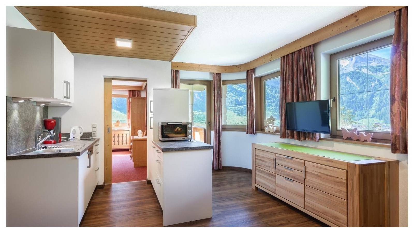 Geheel vakantieappartement, Vakantieappartement voor 3 personen met uitzicht in Hintertuxer Gletscher, Hintertux