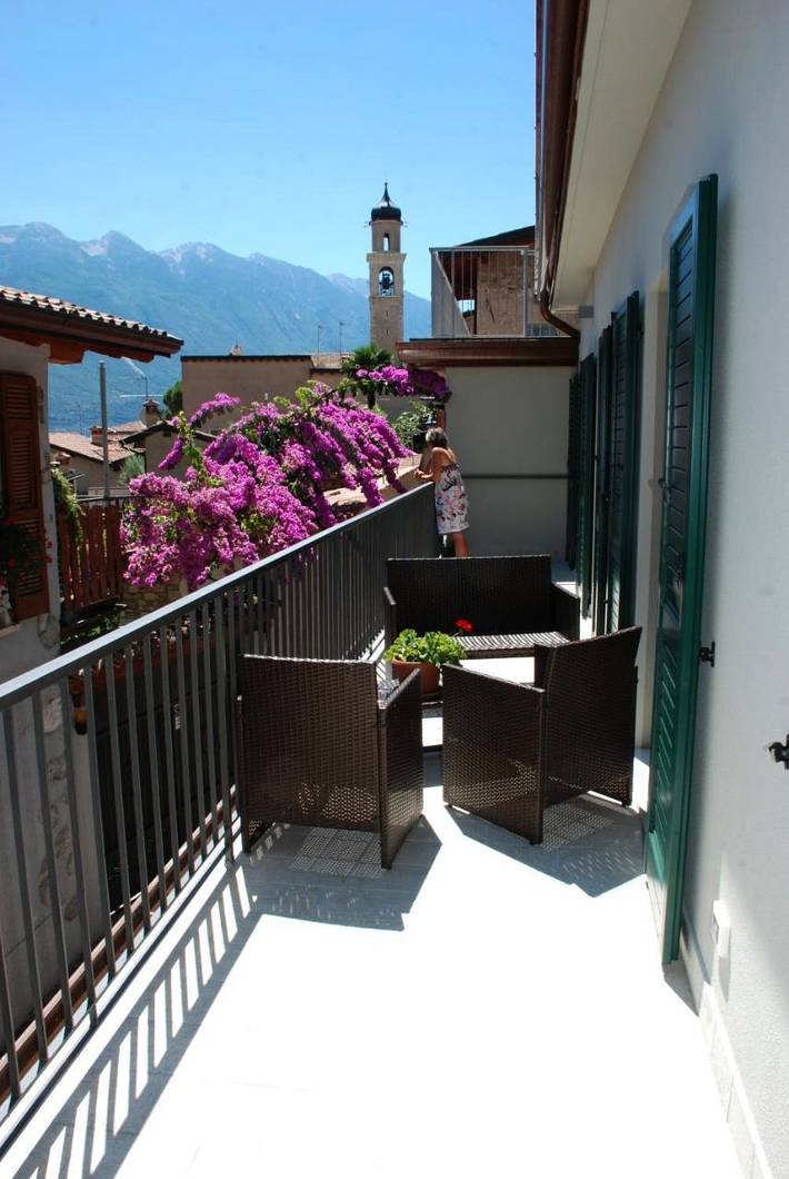 Vakantieappartement voor 5 personen, with terras and uitzicht op het meer as well as uitzicht in Limone sul Garda
