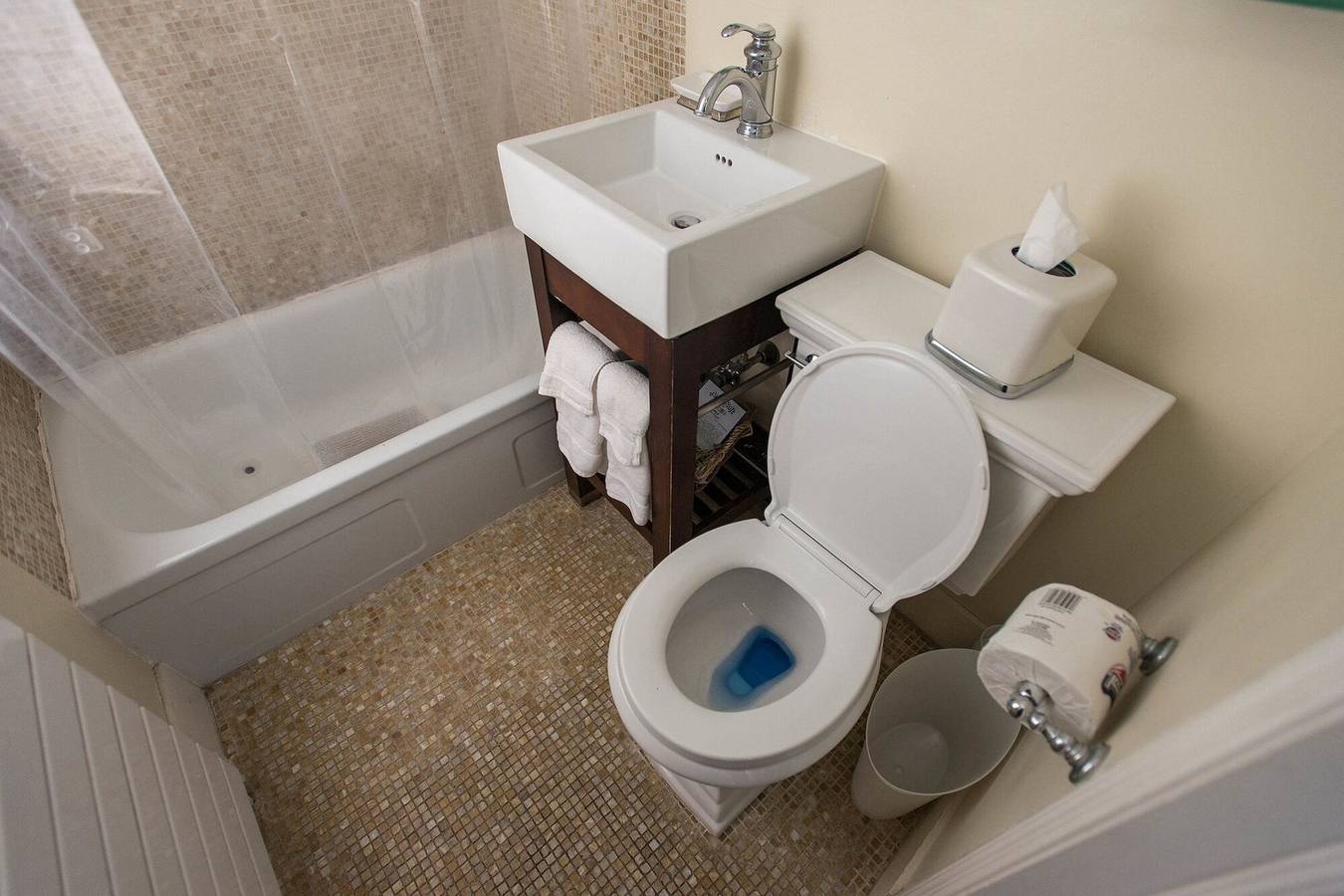 Estudio entero, The Maine Room in New York in Manhattan, Nueva York