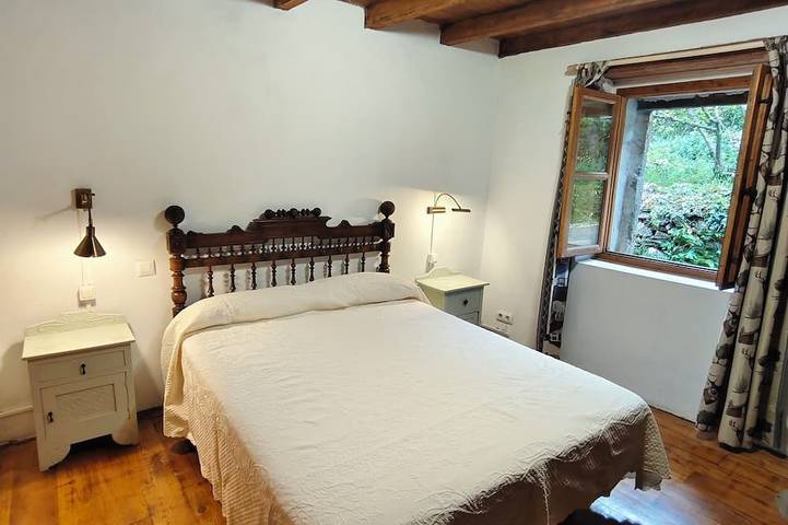 Casa La Parra, Asturian tradition and wild environment. in Somiedo, Chaîne Cantabrique
