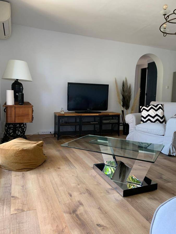 Location de vacances pour 5 personnes, avec jacuzzi ainsi que jardin et terrasse dans Base Nature François Léotard - 4