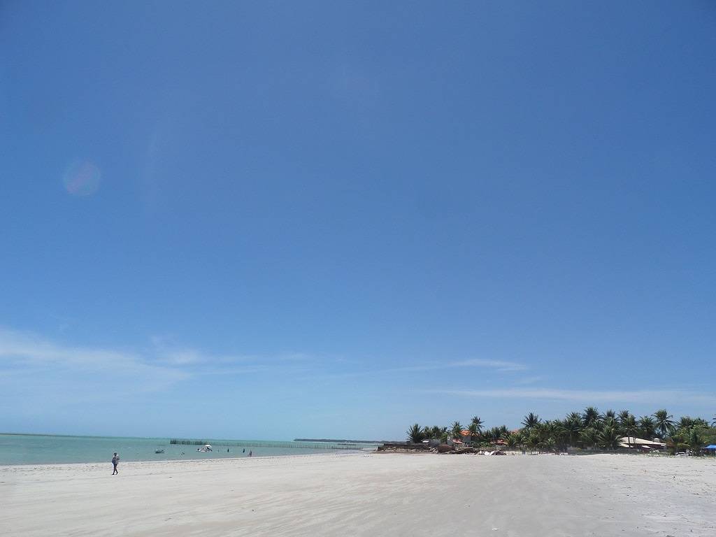 Ausgezeichnetes Haus mit 6 Schlafzimmern, Pool und Meerblick 50 m vom Strand entfernt. in Maceió, Alagoas