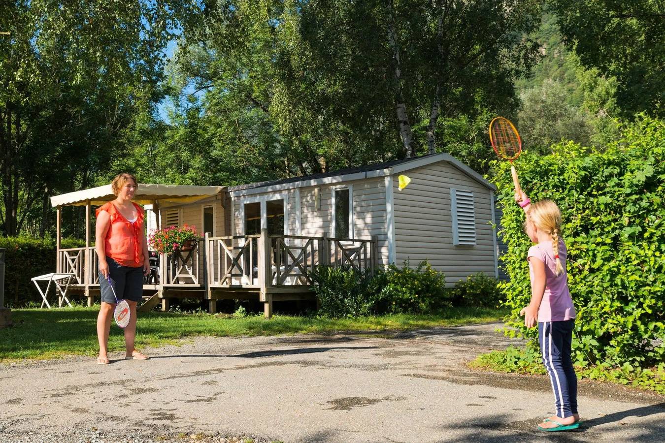 Tente Safari glamping Verney 6 personnes in Le Bourg-d'Oisans, Parc national des Écrins
