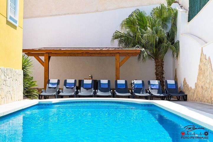 Ferienhaus für 8 Personen, mit Terrasse