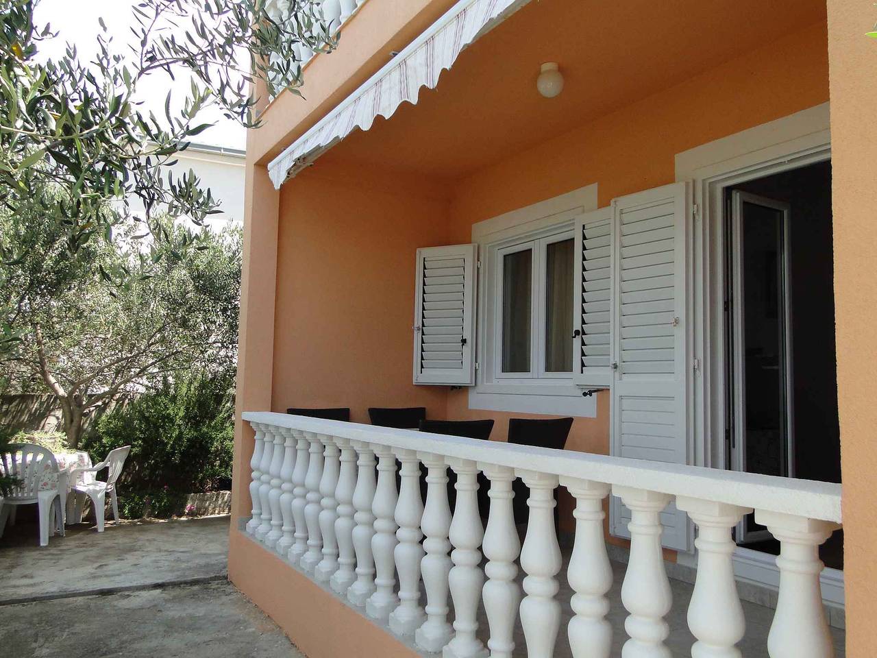 Ganze Ferienwohnung, Ferienwohnung mit Balkon und Meerblick in Sevid, Split-Dalmatien