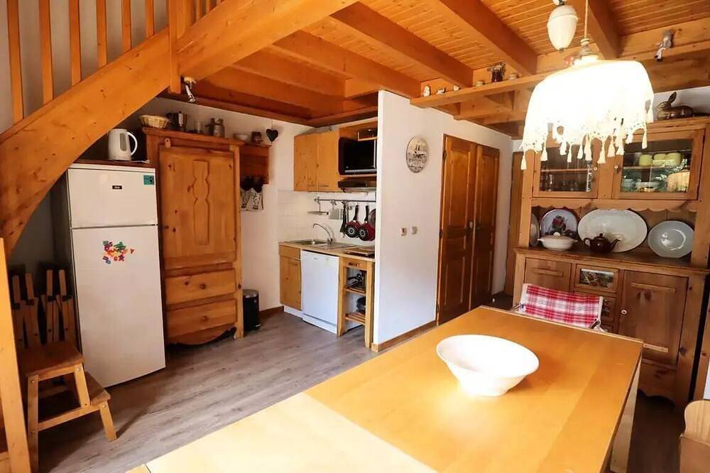 Ganze Wohnung, Residence Val Blanc 1 - Duplex of 50m2 for 6 to 7 people, 2 closed bedrooms and mezzanine with beds in Beaufort (Westalpen), Beaufort (Rhône-Alpes)