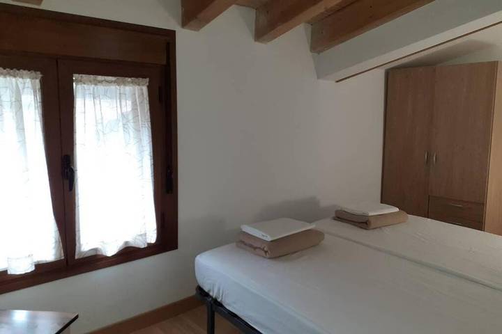 Location de vacances pour 6 personnes, avec balcon à Bierge - 4