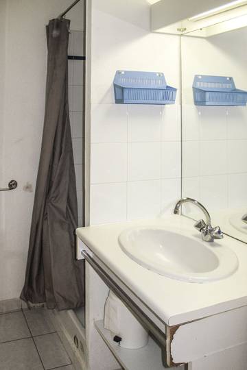 Gîte pour 5 personnes, avec jardin ainsi que bassin pour enfant et terrasse, animaux acceptés à Vendres